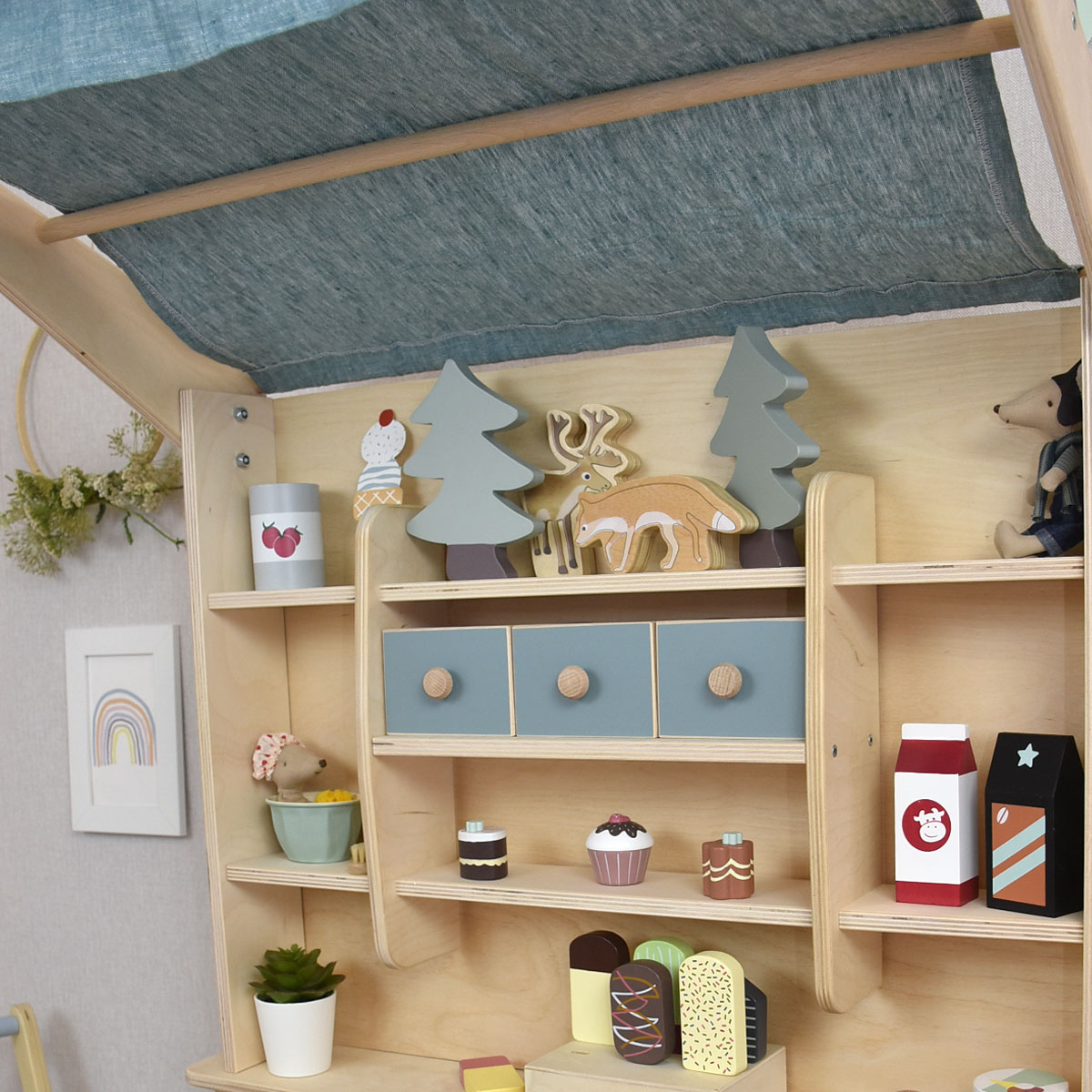 Meppi Shop Eucalyptus Made Of Wood With Linen Awning